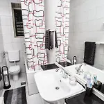 Hidden Paradise Bacvice Apartman *